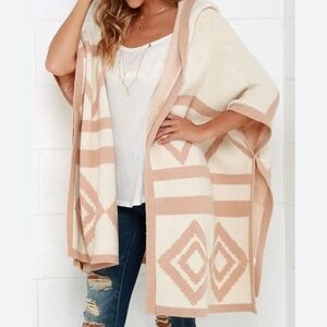 Anthropologie Moth Poncho One Size Batwing Hood Boho Cozy Wrap Southwestern Fall